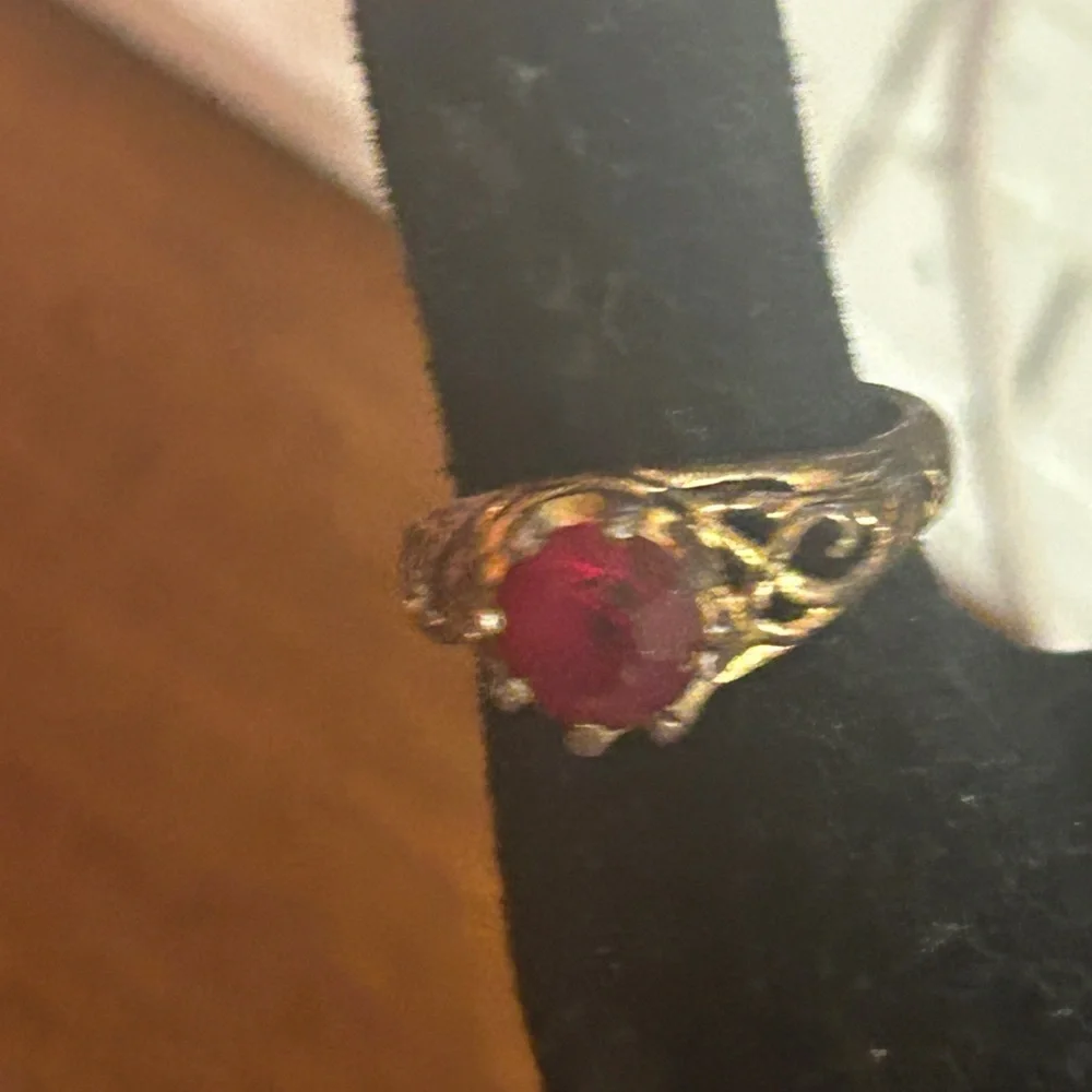 Vintage .925 Ruby Red Solitaire Filigree Ring Size 7.5